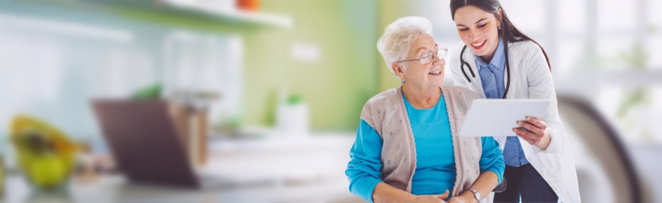 Doctor atendiendo a paciente